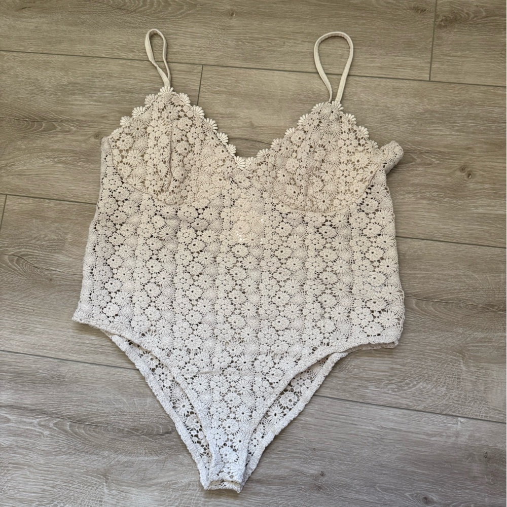 Women’s H&M Crochet Lace Bodysuit